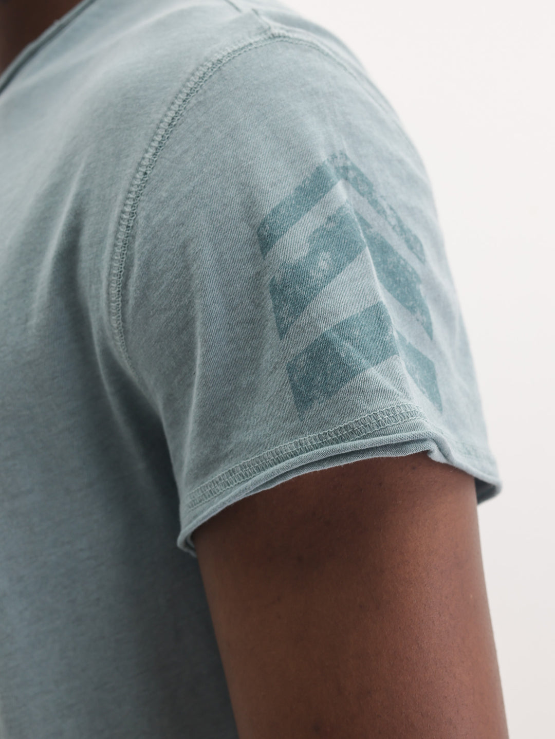 Zadig & Voltaire T-Shirt Monastir Henley Arrow Green