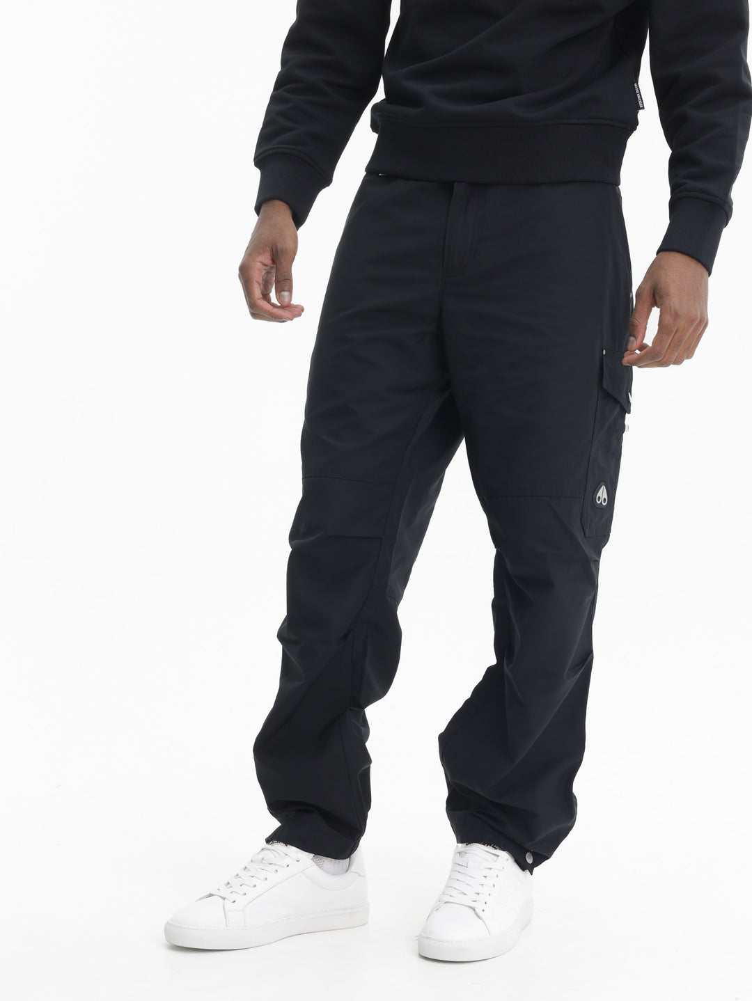 Moose Knuckles Pants Pocket Logo Black