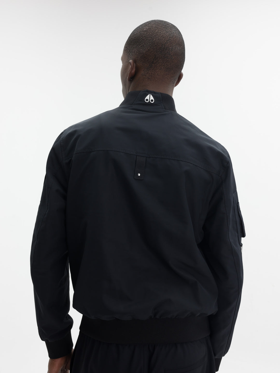 Moose Knuckles Jacket Lrg Zip Tag Arm Logo Black