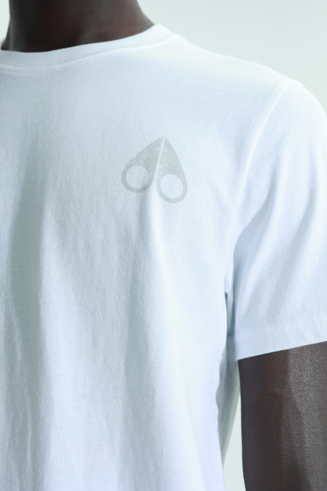 Moose Knuckles T-Shirt Off Island Off White